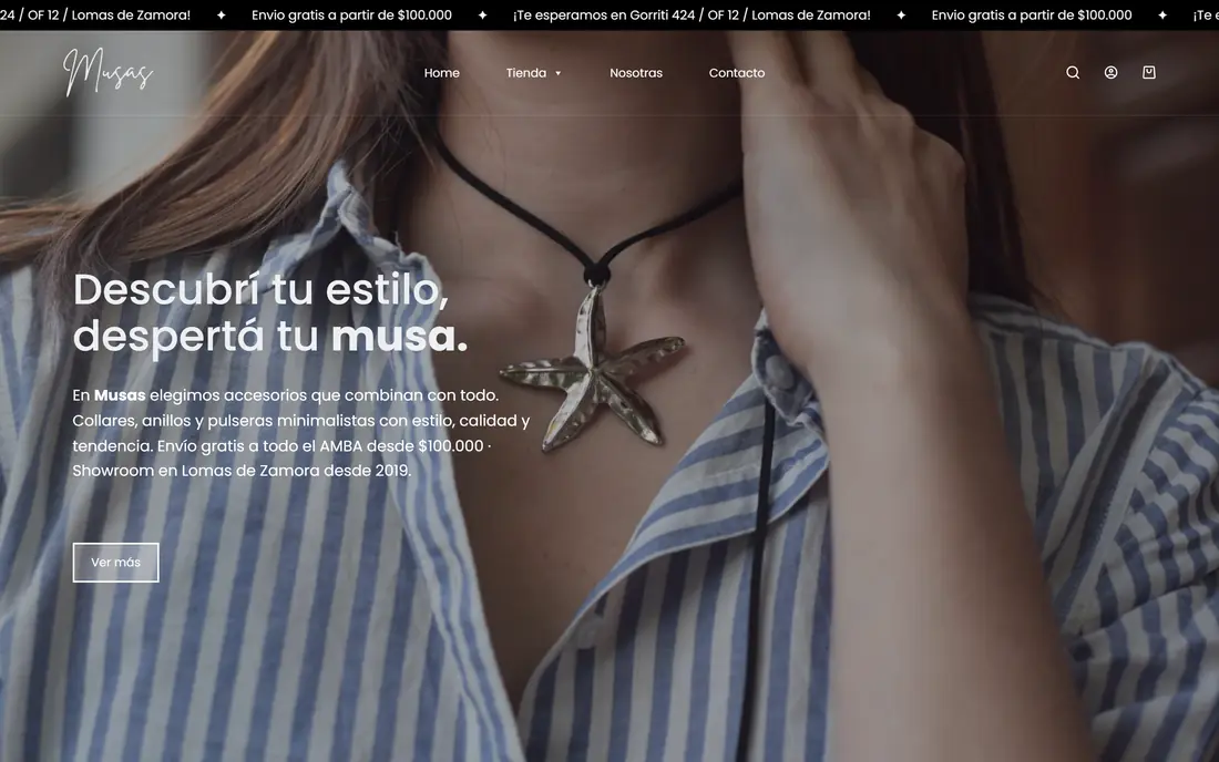 Musas Accesorios en escritorio