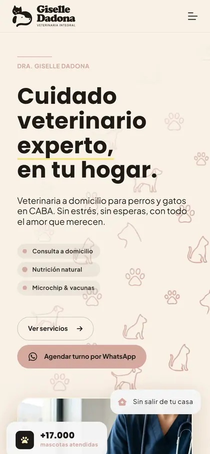 Gisella Dadona en celular